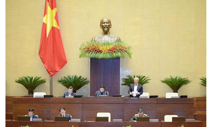 Phó Chủ tịch Quốc hội Uông Chu Lưu điều hành nội dung làm việc sáng ngày 21/10. Nguồn: quochoi.vn