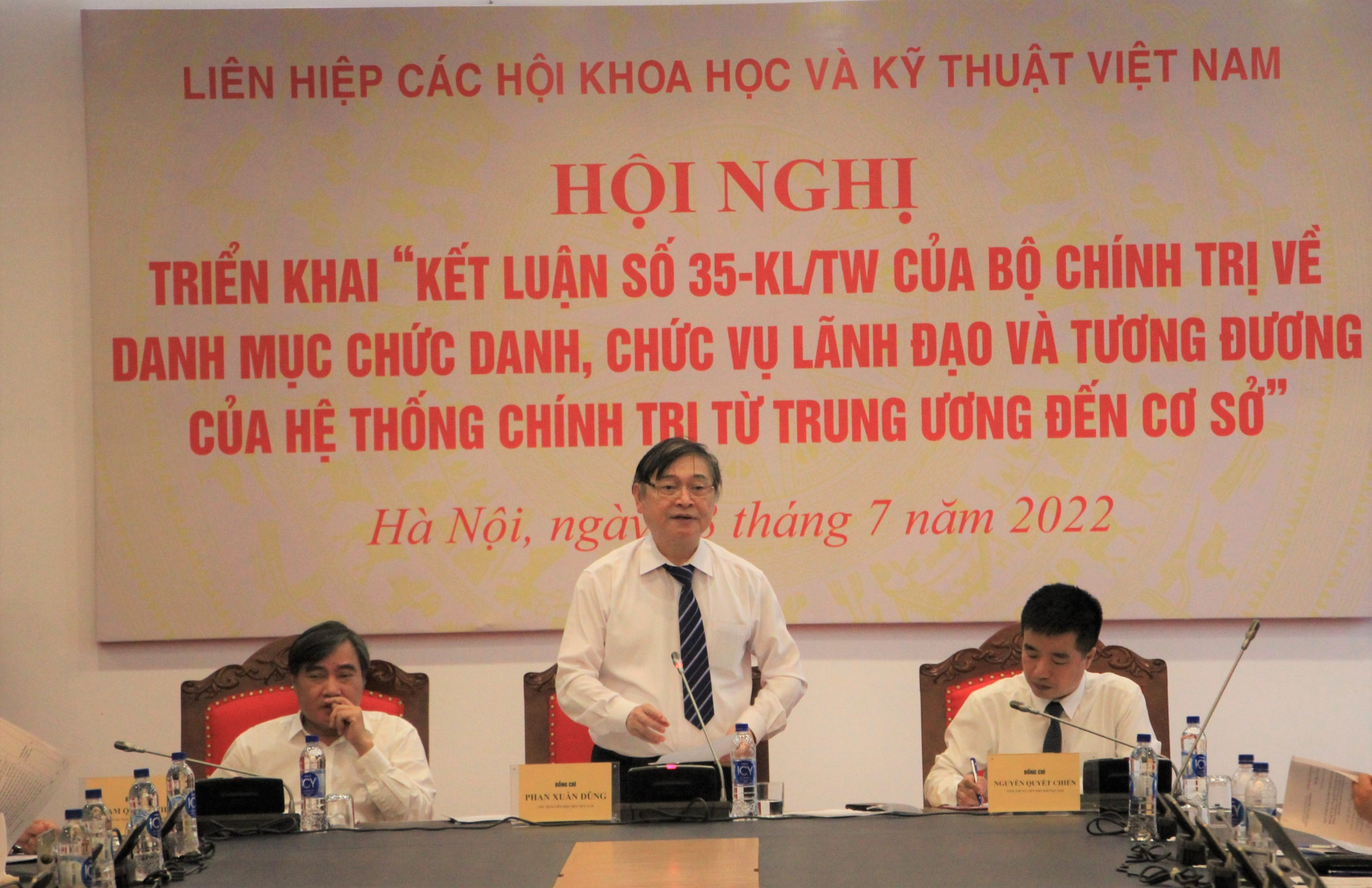 Đồng chí Phan Xuân Dũng, Bí thư Đảng đoàn, Chủ tịch LHHVN phát biểu khai mạc