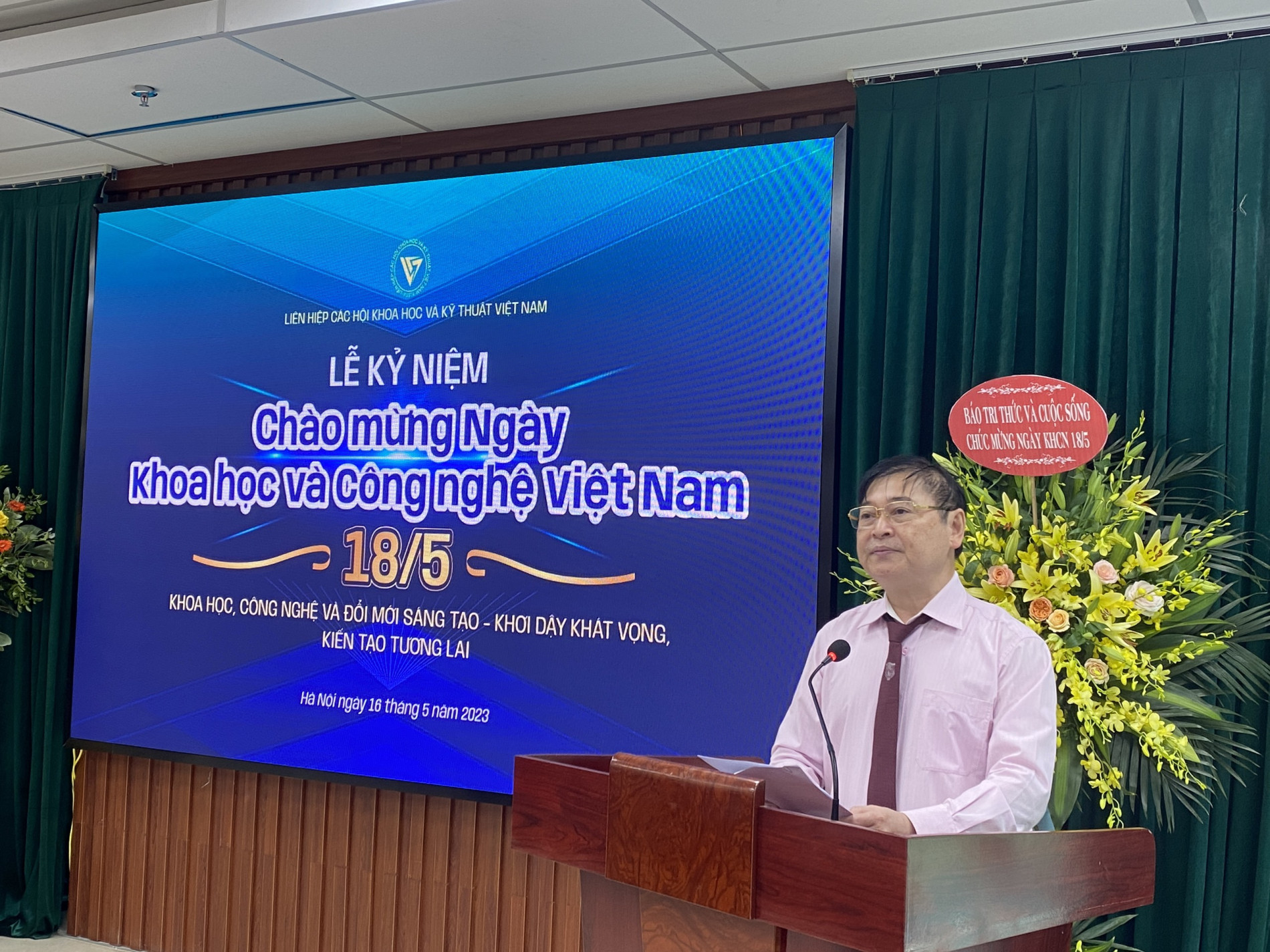 Chủ tịch Liên hiệp Hội Việt Nam Phan Xuân Dũng phát biểu tại buổi Lễ