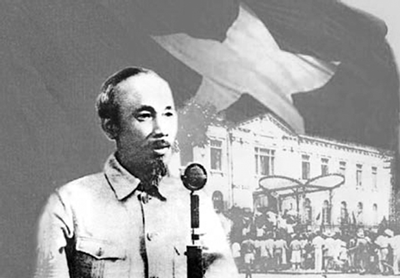 Chủ tịch Hồ Chí Minh đọc Bản Tuyên ngôn Độc Lập ngày 2/9/1945. Ảnh: Tư liệu
