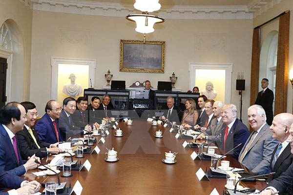 Thủ tướng Nguyễn Xuân Phúc hội đàm với Tổng thống Hợp chúng quốc Hoa Kỳ Donald Trump - Ảnh: TTXVN