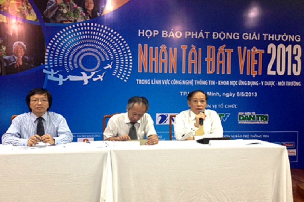 Họp báo phát động Giải thưởng Nhân tài Đất Việt 2013 tại TPHCM