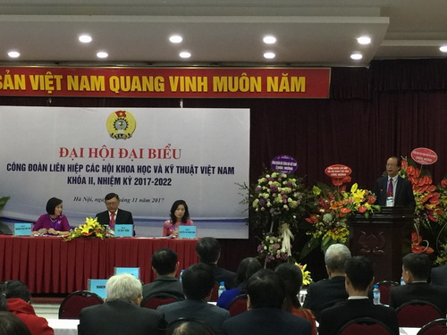 Ông Phạm Văn Tân – Phó Chủ tịch kiêm Tổng thư ký Liên hiệp Hội Việt Nam phát biểu chỉ đạo Đại hội