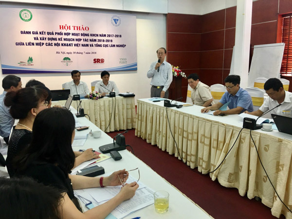 Ông Phạm Văn Tân – Phó Chủ tịch kiêm Tổng thư kí LHHVN phát biểu khai mạc