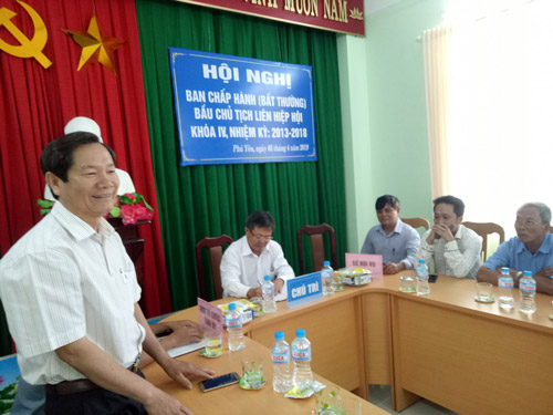 Ông Nguyễn Văn Khoa – Chủ tịch Liên hiệp Hội Phú Yên phát biểu nhận nhiệm vụ