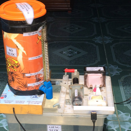 Mô hình “Relay bơm nước tự động, an toàn, tiết kiệm điện” của Anh Phạm Hồng Chức, tham gia Hội thi STKT tỉnh Phú Yên lần thứ VIII