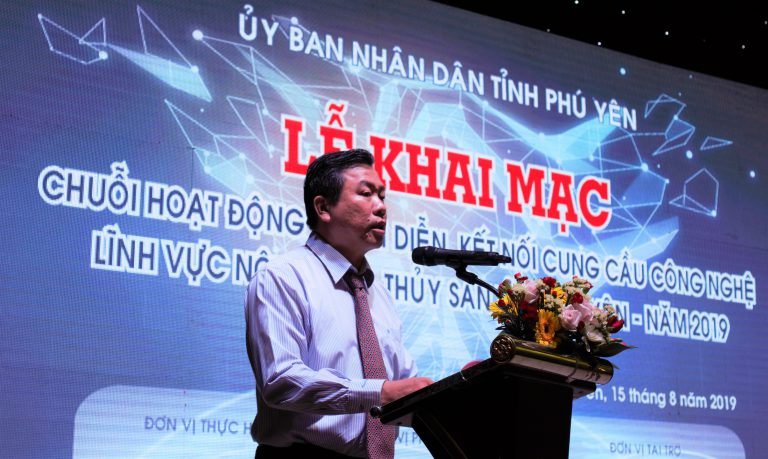 Đồng chí Trần Hữu Thế, Ủy viên Ban Thường vụ Tỉnh ủy, Phó Chủ tịch UBND tỉnh phát biểu khai mạc