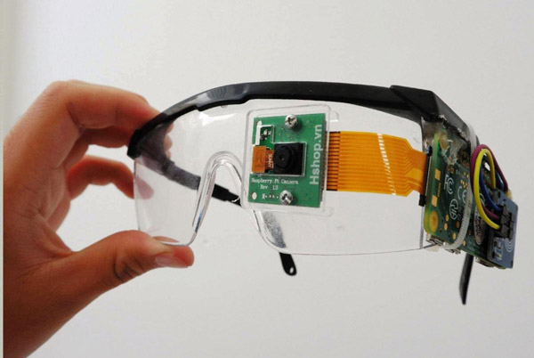Hình ảnh thiết bị thông minh dành cho người khiếm thị của Bùi Đình Nguyên Khoa