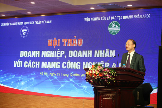 TS Phạm Văn Tân – Phó chủ tịch Liên hiệp các Hội Khoa học và Kỹ thuật Việt Nam phát biểu khai mạc