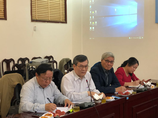 Ông Mai Hà – Chủ tịch Hội Sở hữu trí tuệ Việt Nam (người thứ hai từ trái sang)