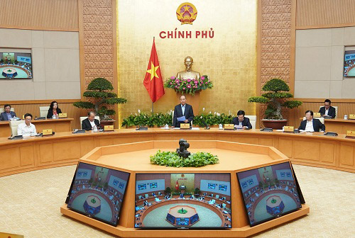 Thủ tướng Nguyễn Xuân Phúc phát biểu tại cuộc họp - Ảnh: VGP