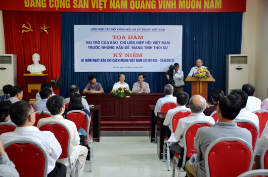 Một cuộc tọa đàm về vai trò của báo chí do LHHVN tổ chức