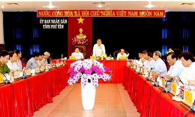 Phó Chủ tịch thường trực UBND tỉnh Nguyễn Chí Hiến kết luận tại hội nghị. Ảnh: THẾ NHƠN