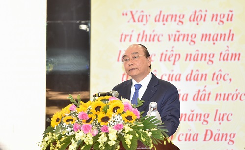 Thủ tướng Nguyễn Xuân Phúc phát biểu tại Đại hội – Ảnh: VGP/Quang Hiếu