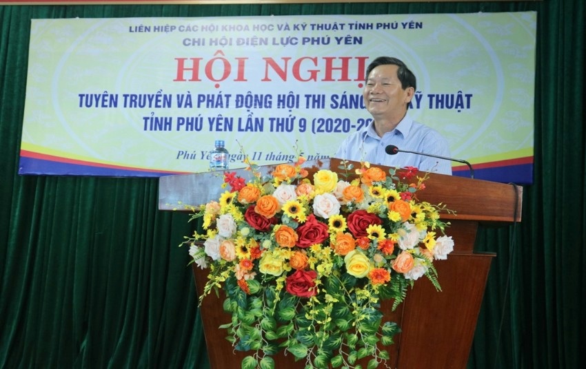 Ông Nguyễn Văn Khoa: Chủ tịch Liên hiệp Hội Phú Yên, phát biểu tại Hội nghị tuyên truyền ở Công ty Điện lực Phú Yên