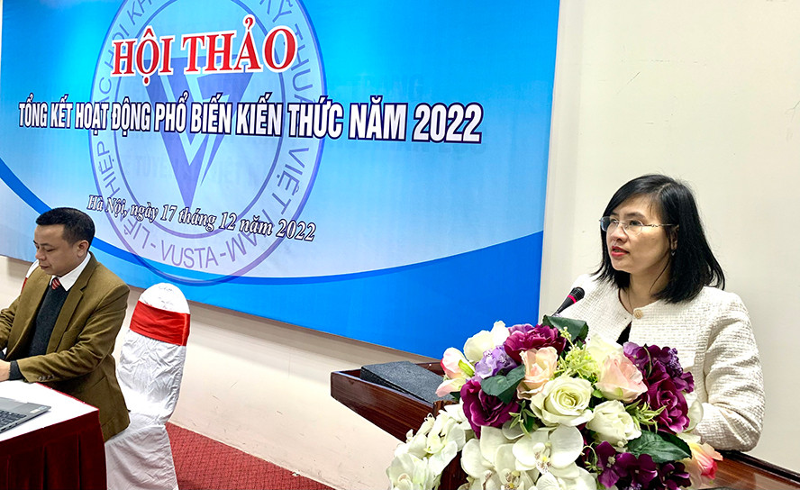 Bà Phạm Thị Bích Hồng – Phó Trưởng ban Truyền thông và phổ biến kiến thức, Liên hiệp Hội Việt Nam