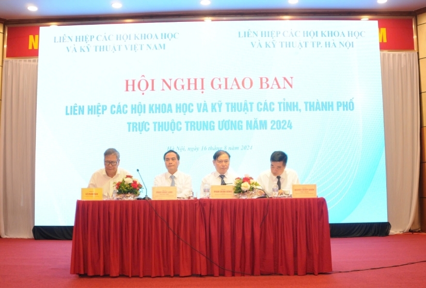 Giao ban Liên hiệp hội các tỉnh/thành phố trực thuộc Trung ương năm 2024